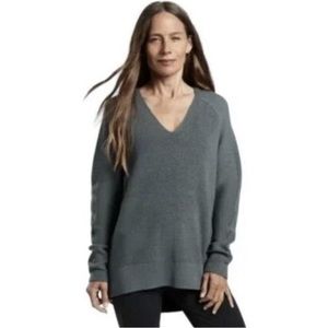Athleta Hanover v-neck